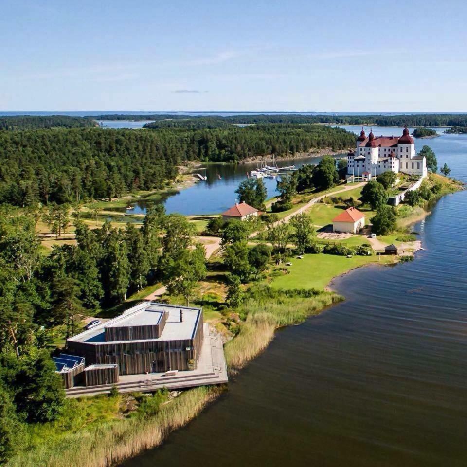 Naturum Vaenerskaergarden - Victoriahuset Лидчёпинг Экстерьер фото